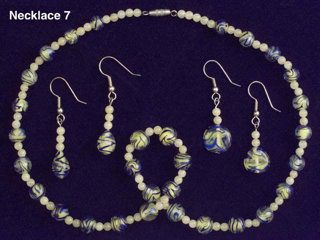 20" Handmade Venetian Glass Necklace with  TWO Pair of Matching Earrings and a Barrel clasp